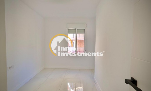 Reventa - Apartamento - Torrevieja - Playas