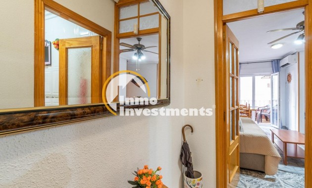 Resale - Apartment - Torrevieja - Torrevieja Centre