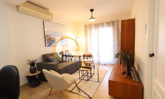 Resale - Apartment - Torrevieja - Torrevieja Centre