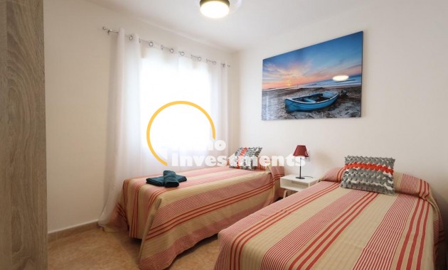 Resale - Apartment - Torrevieja - Torrevieja Centre