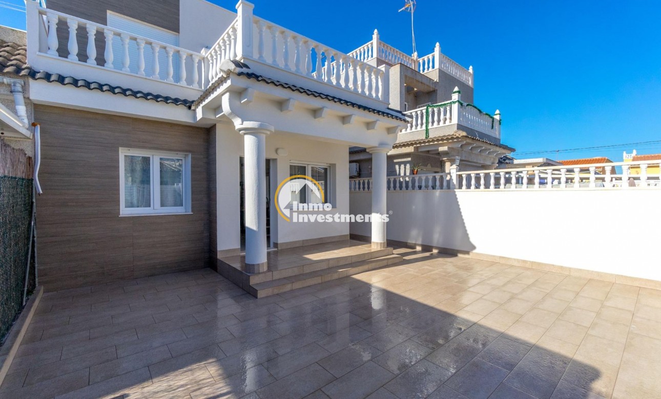 Resale - Villa - Torrevieja - El Chaparral