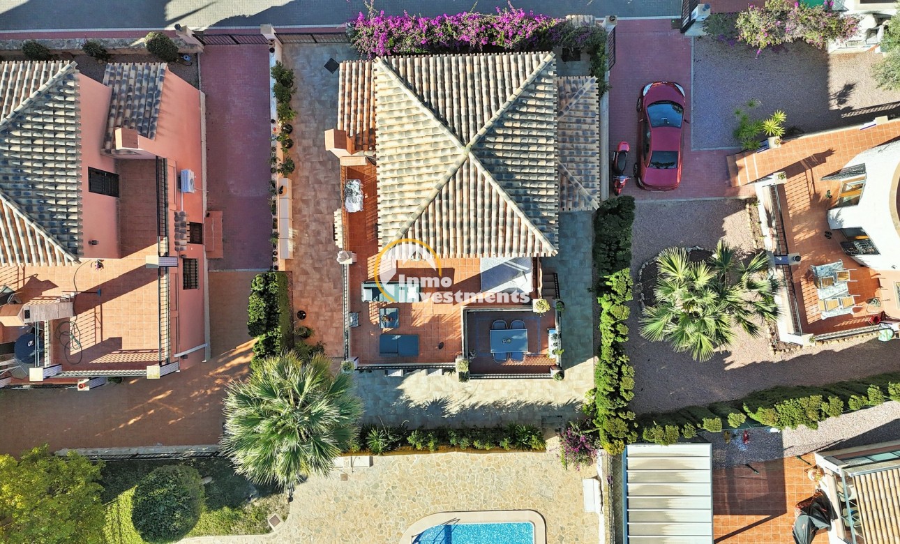 Resale - Villa - San Miguel de Salinas - San Miguel