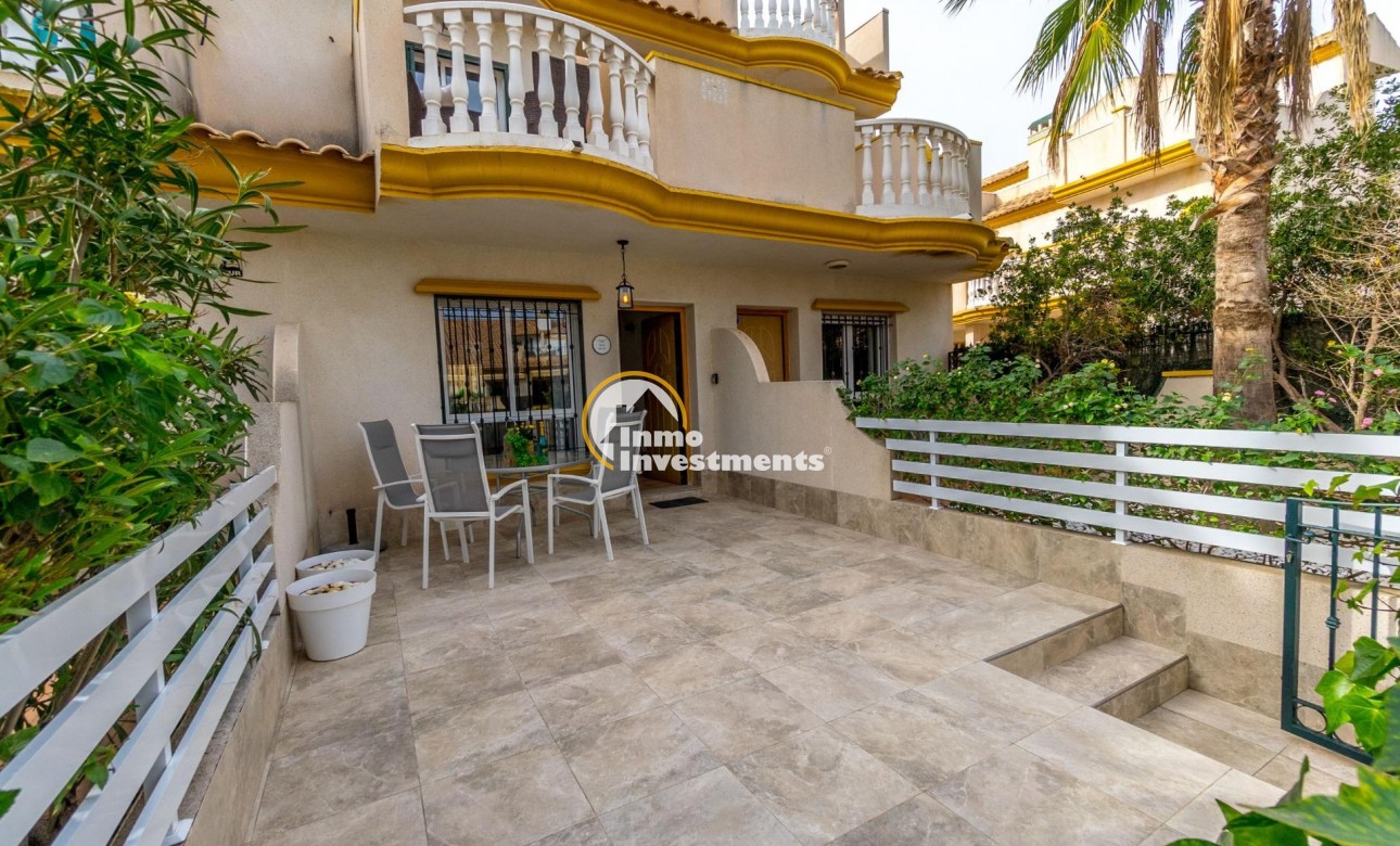 Resale - Villa - Orihuela Costa - Cabo Roig