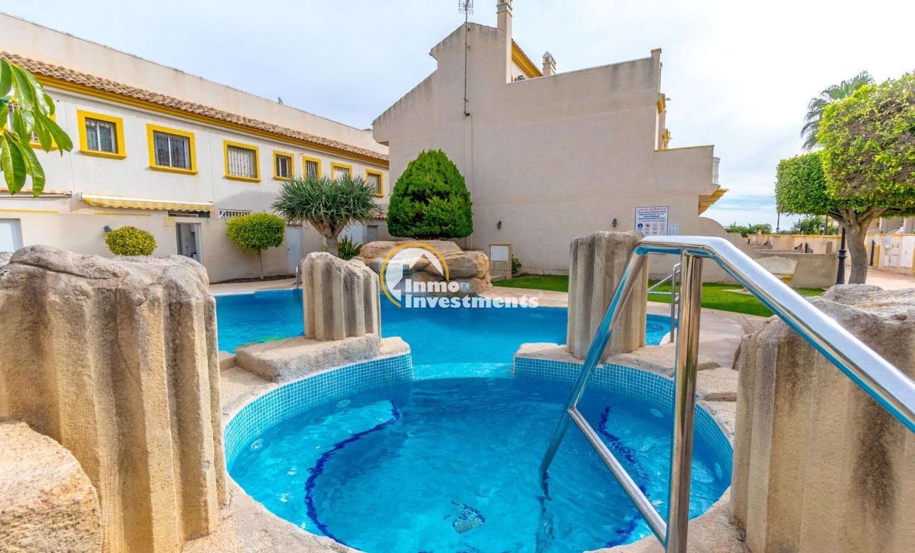 Resale - Villa - Orihuela Costa - Cabo Roig