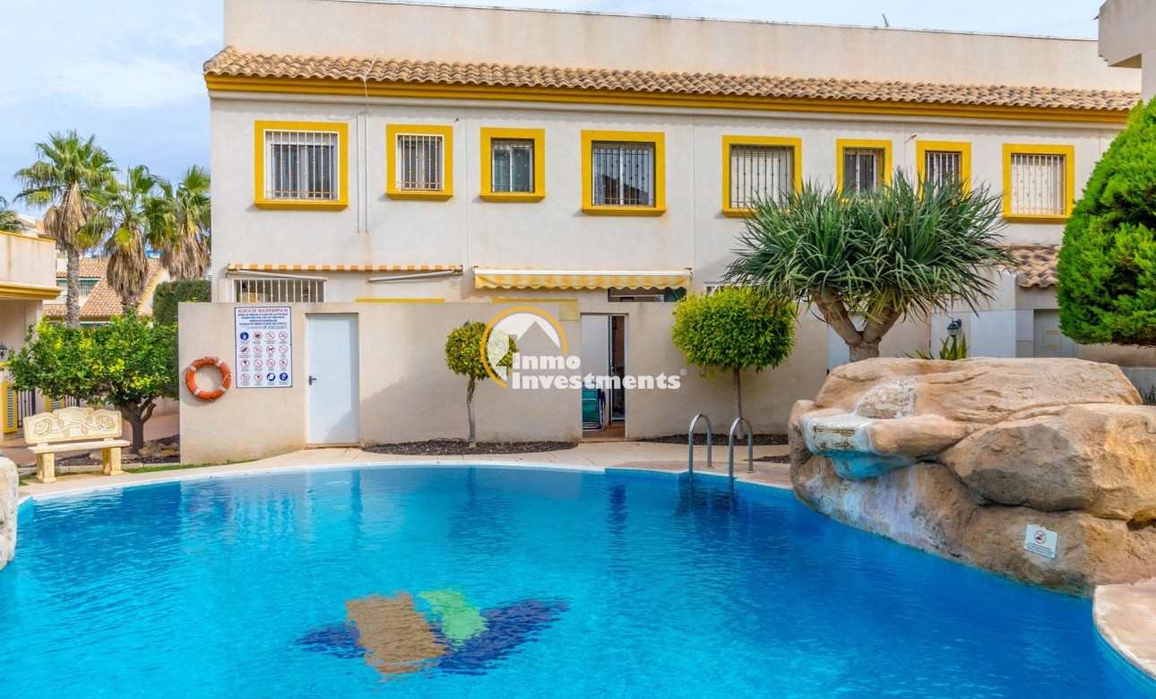 Resale - Villa - Orihuela Costa - Cabo Roig