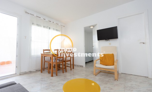 Resale - Bungalow - Torrevieja