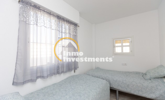 Resale - Bungalow - Torrevieja