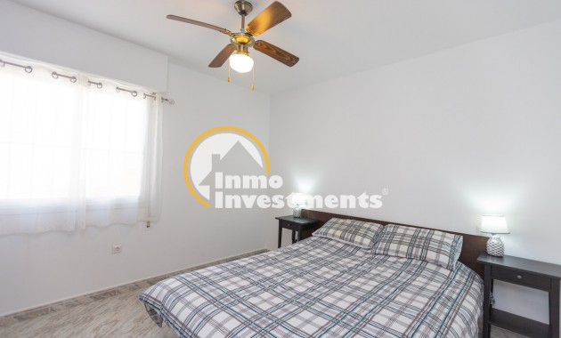 Resale - Bungalow - Torrevieja