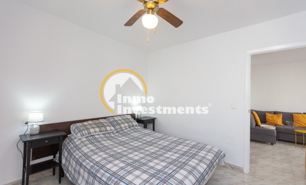 Resale - Bungalow - Torrevieja