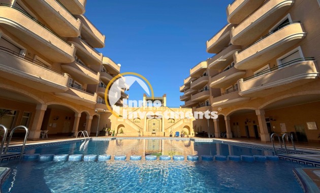 Resale - Apartment - Cabo Roig