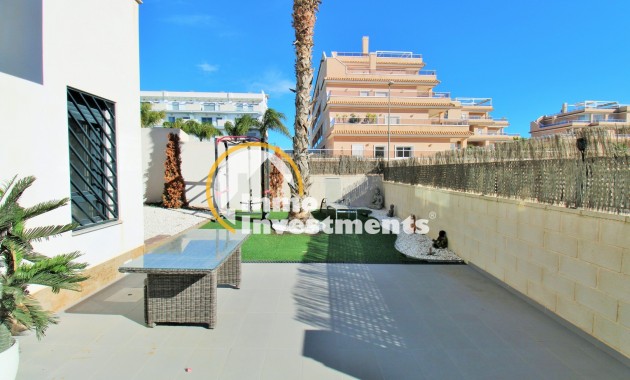 Till salu - Town house - Villamartin