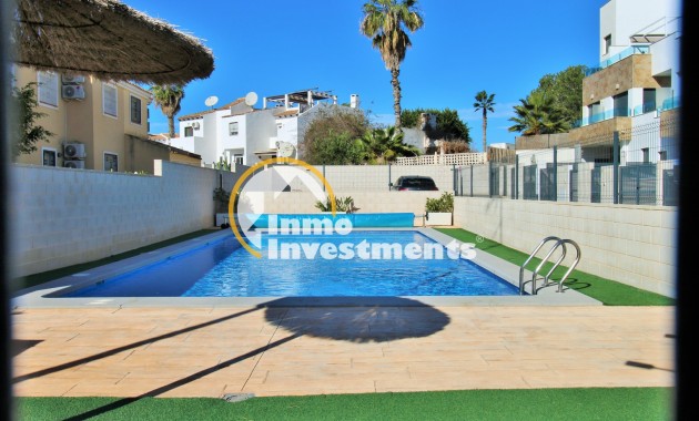 Till salu - Town house - Villamartin