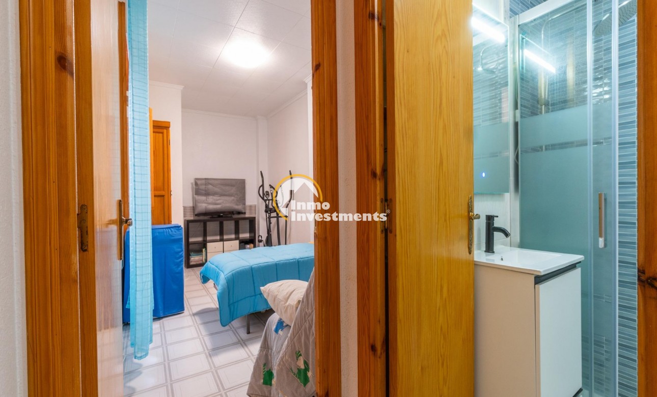 Reventa - Apartamento - Torrevieja - Playas