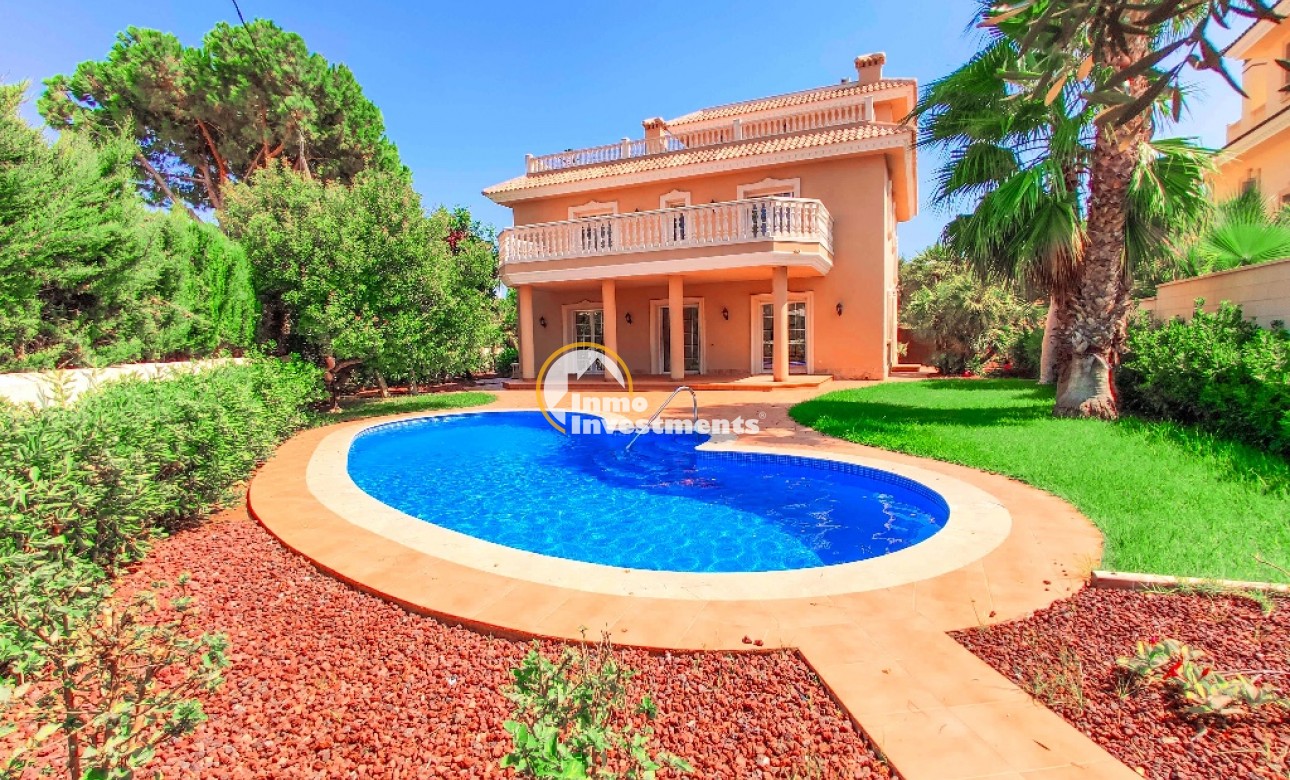 Nyproduktion - Villa - Cabo Roig