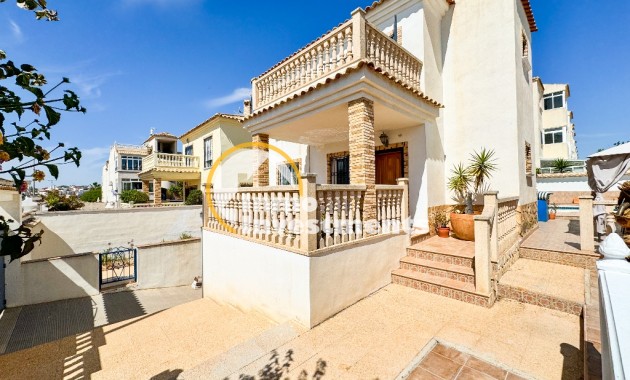 Gebrauchtimmobilien - Villa - Punta Prima - La Ciñuelica