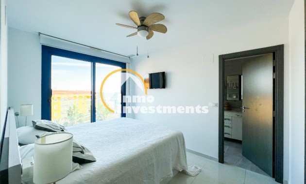 Gebrauchtimmobilien - Apartment - Punta Prima - Strandseite