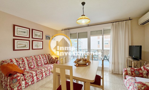 Resale - Apartment - Punta Prima - Beachside