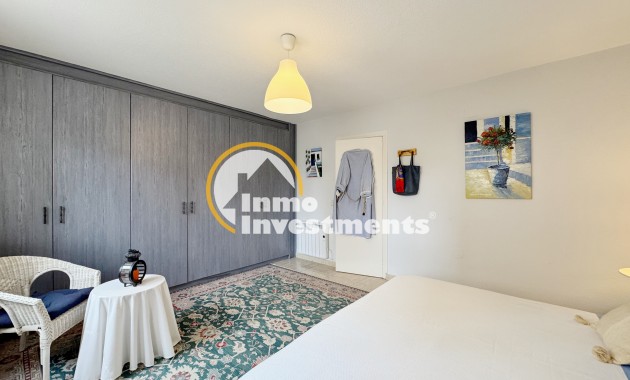 Resale - Apartment - Punta Prima - Beachside