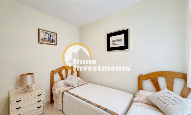 Resale - Apartment - Punta Prima - Beachside