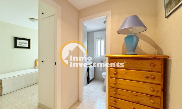 Resale - Apartment - Punta Prima - Beachside