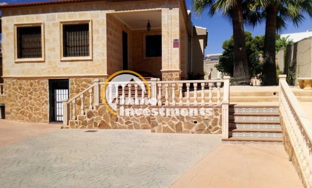 Till salu - Villa - Torrevieja - Eliseos playa