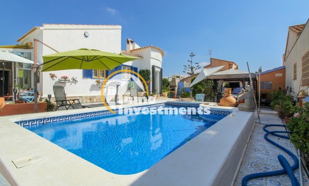 Reventa - Chalet independiente - Orihuela Costa - La Florida