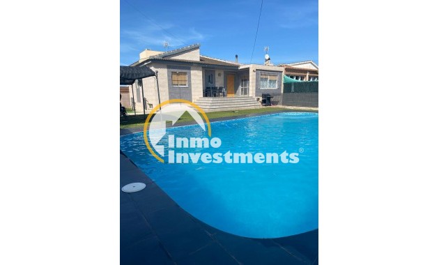 Revente privée - Villa - Torrevieja - Los Balcones