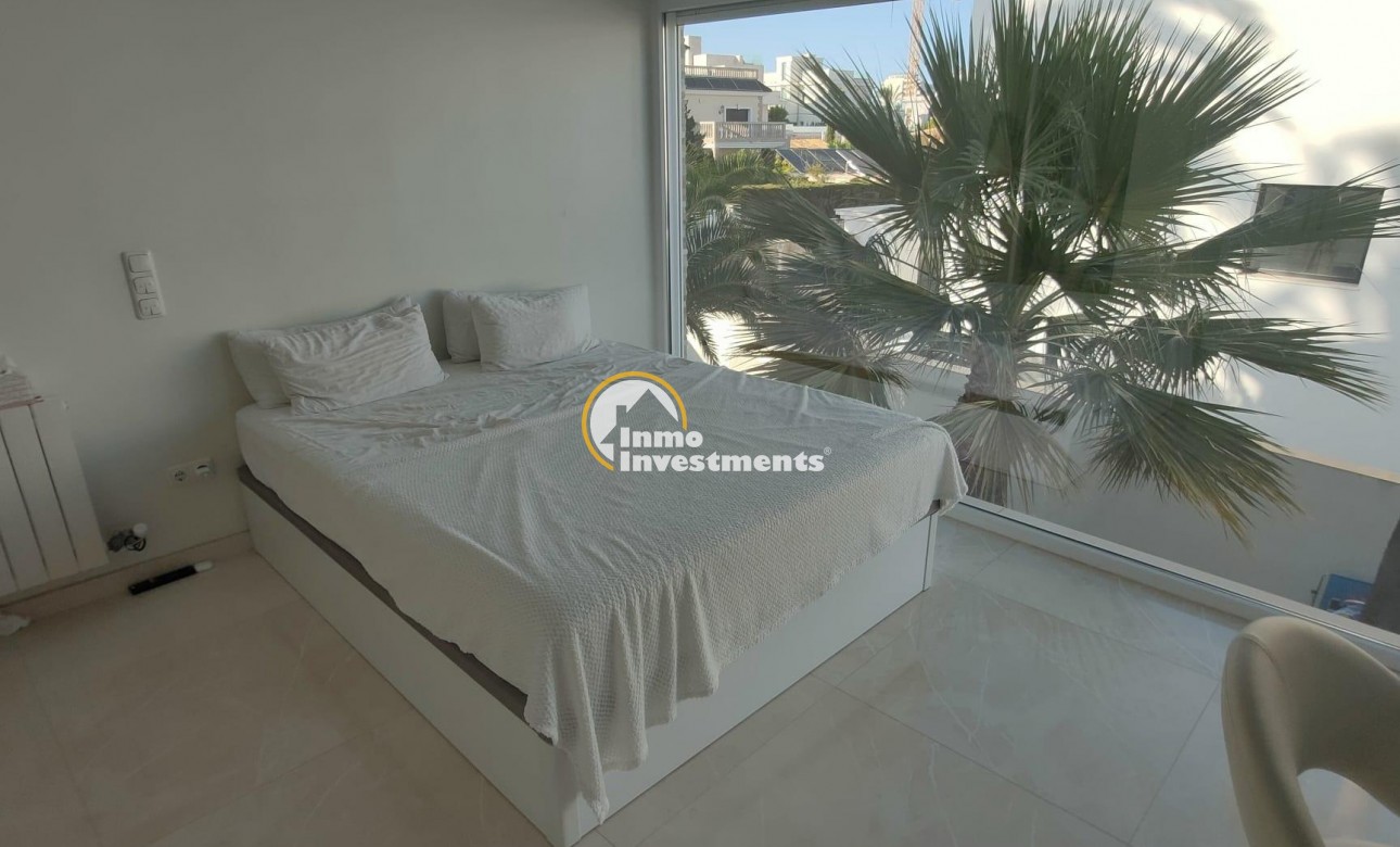 Reventa - Chalet independiente - Orihuela Costa - La Zenia