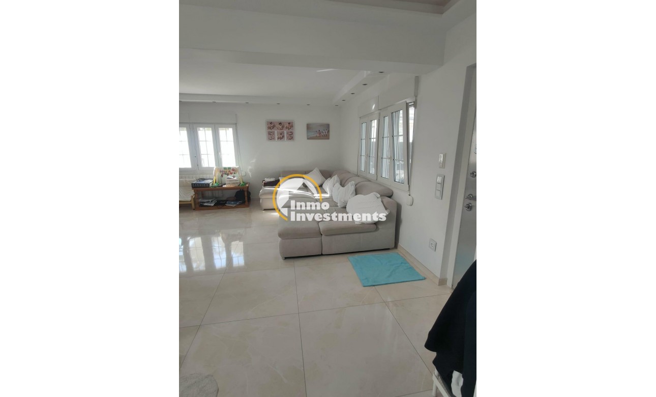 Reventa - Chalet independiente - Orihuela Costa - La Zenia