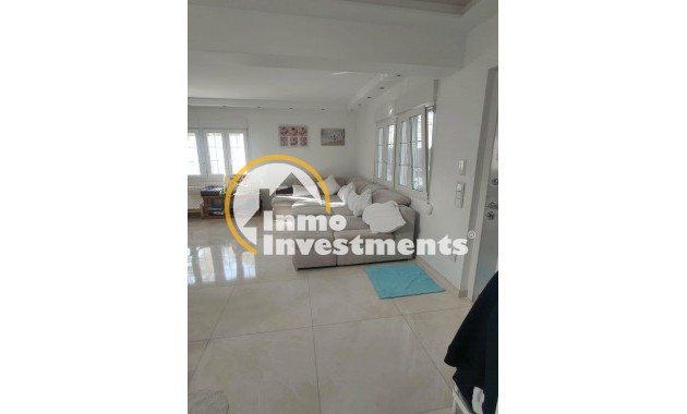 Reventa - Chalet independiente - Orihuela Costa - La Zenia