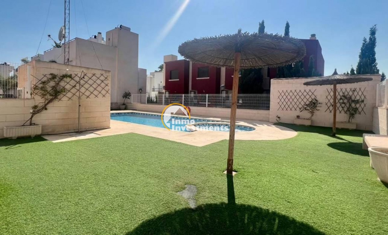 Reventa - Chalet independiente - Torrevieja - Aguas Nuevas