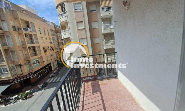 Reventa - Apartamento - Torrevieja - Playa del Cura