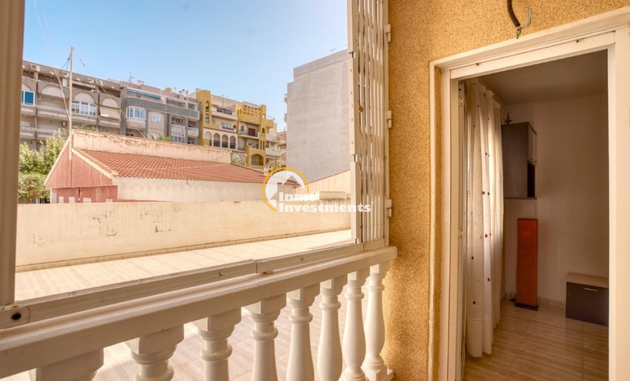 Resale - Apartment - Torrevieja