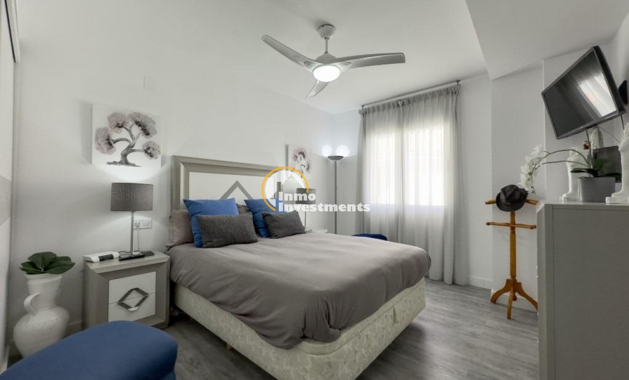 Reventa - Apartamento - Torrevieja - La Mata