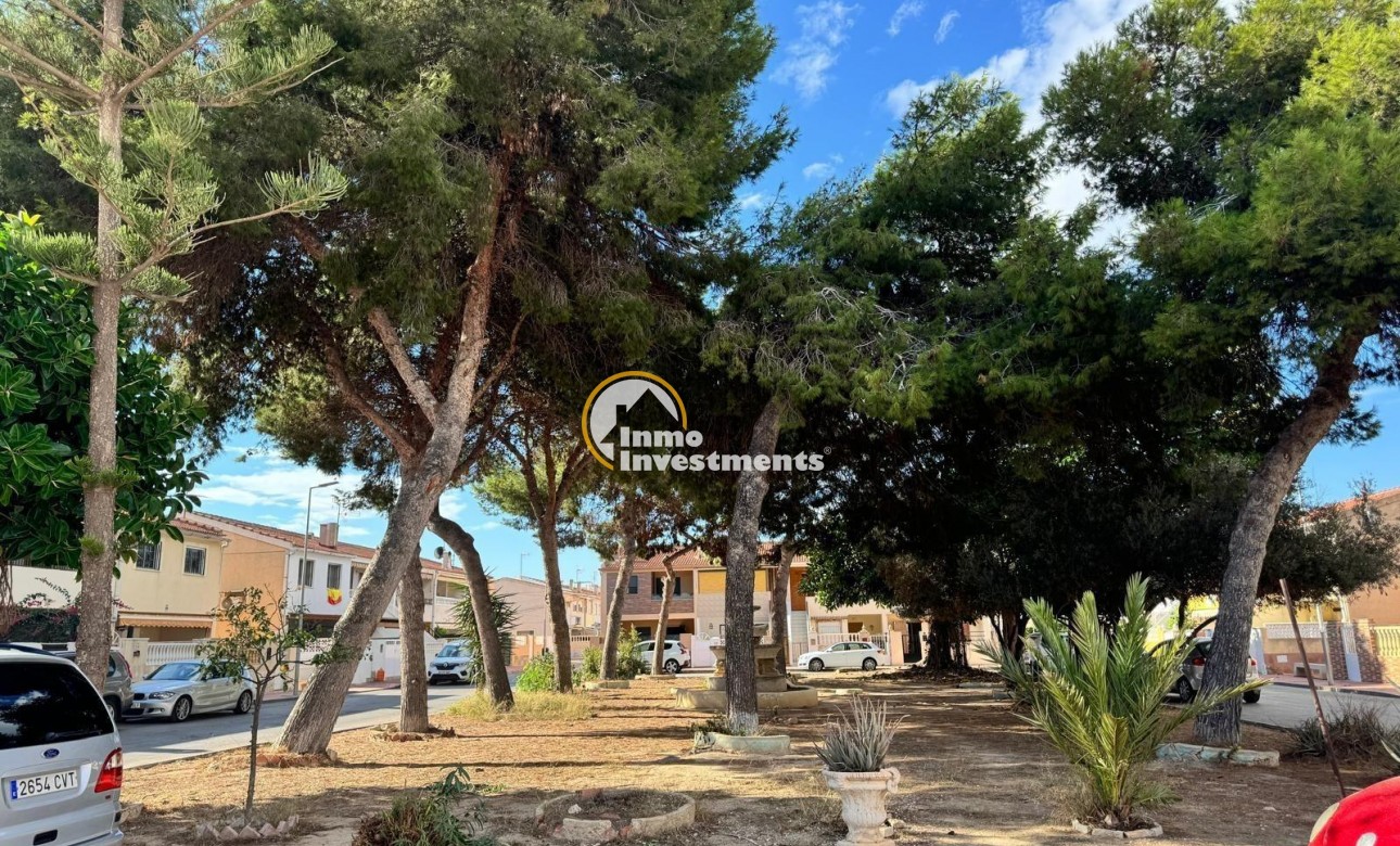 Till salu - Town house - Torrevieja - Playa de los Naufragos