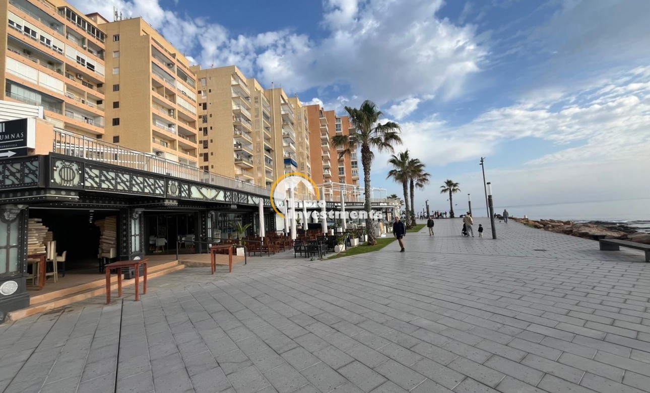 Reventa - Apartamento - Torrevieja - Playa del Cura