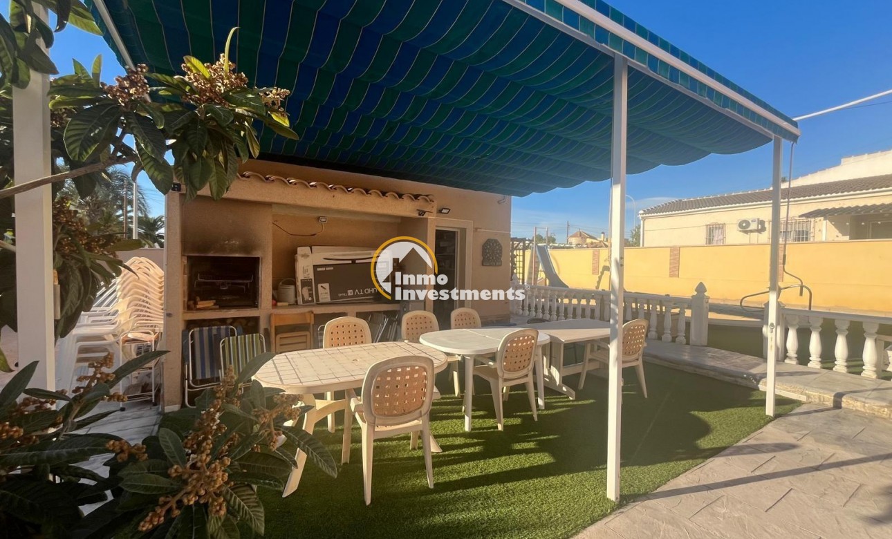 Reventa - Chalet independiente - Torrevieja - San Luis