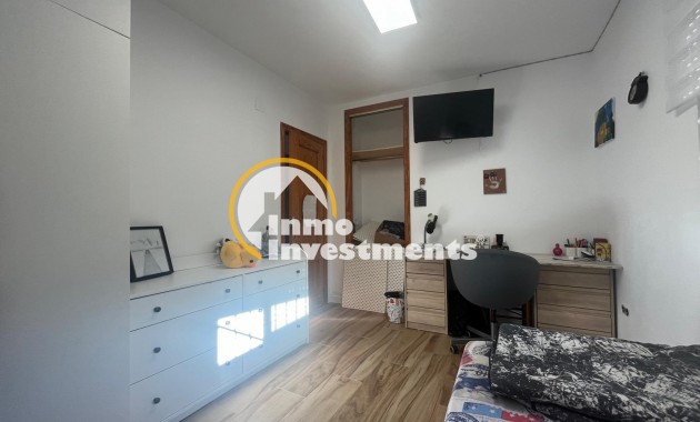 Reventa - Chalet independiente - Torrevieja - San Luis