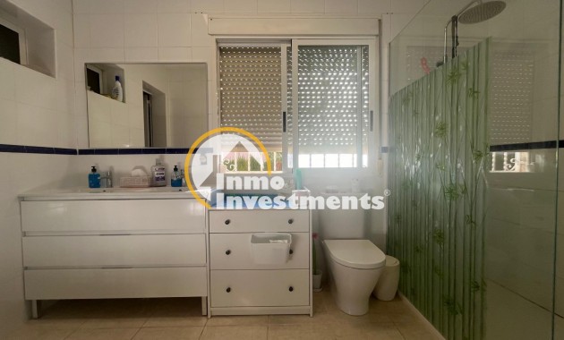 Reventa - Chalet independiente - Torrevieja - San Luis