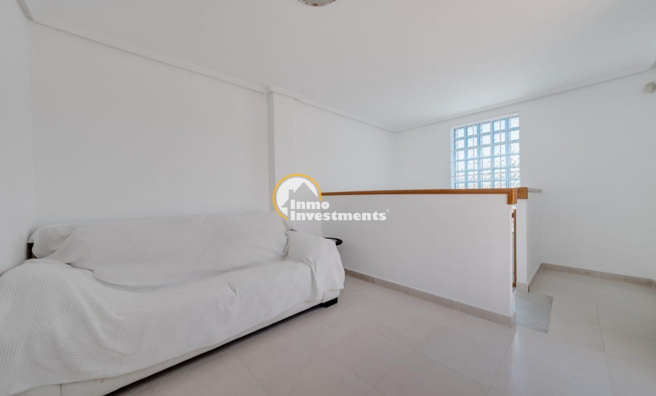 Reventa - Chalet independiente - Orihuela Costa - Punta Prima