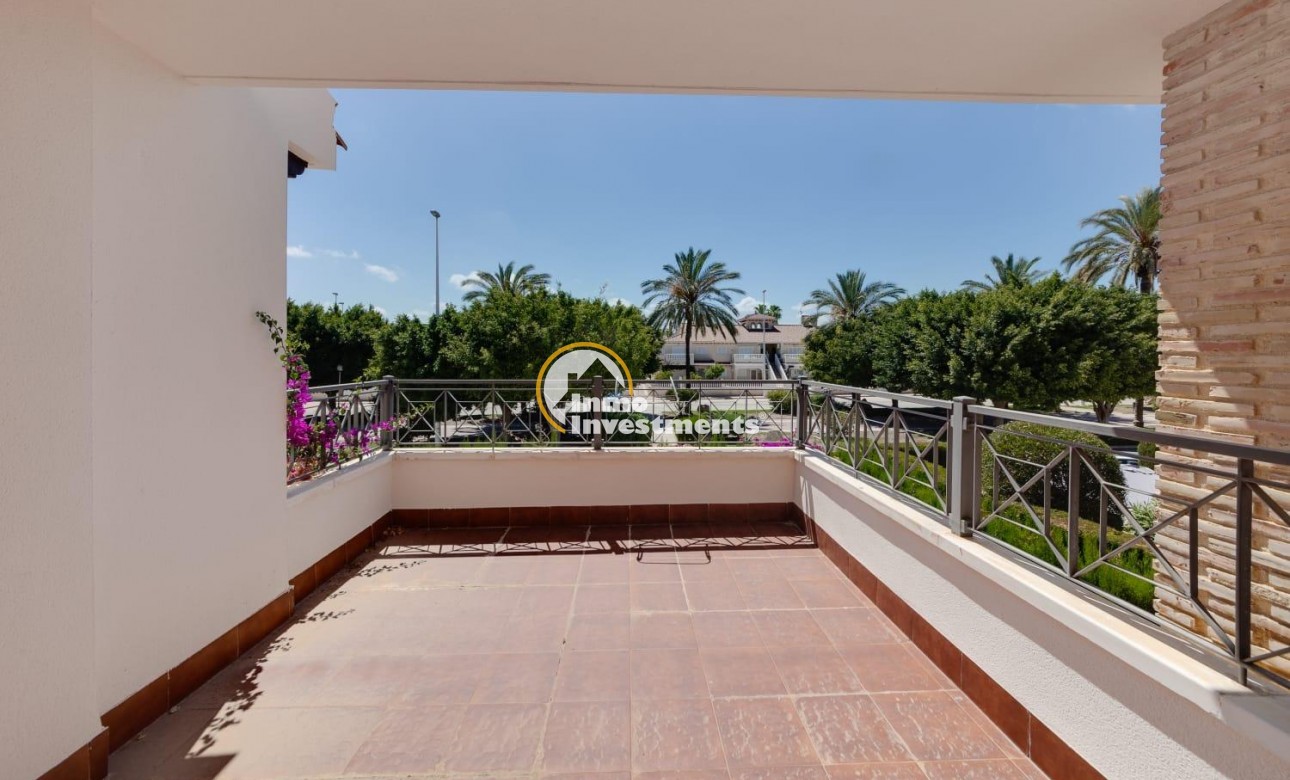 Reventa - Chalet independiente - Orihuela Costa - Punta Prima