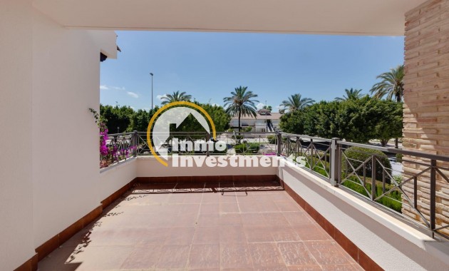 Reventa - Chalet independiente - Orihuela Costa - Punta Prima