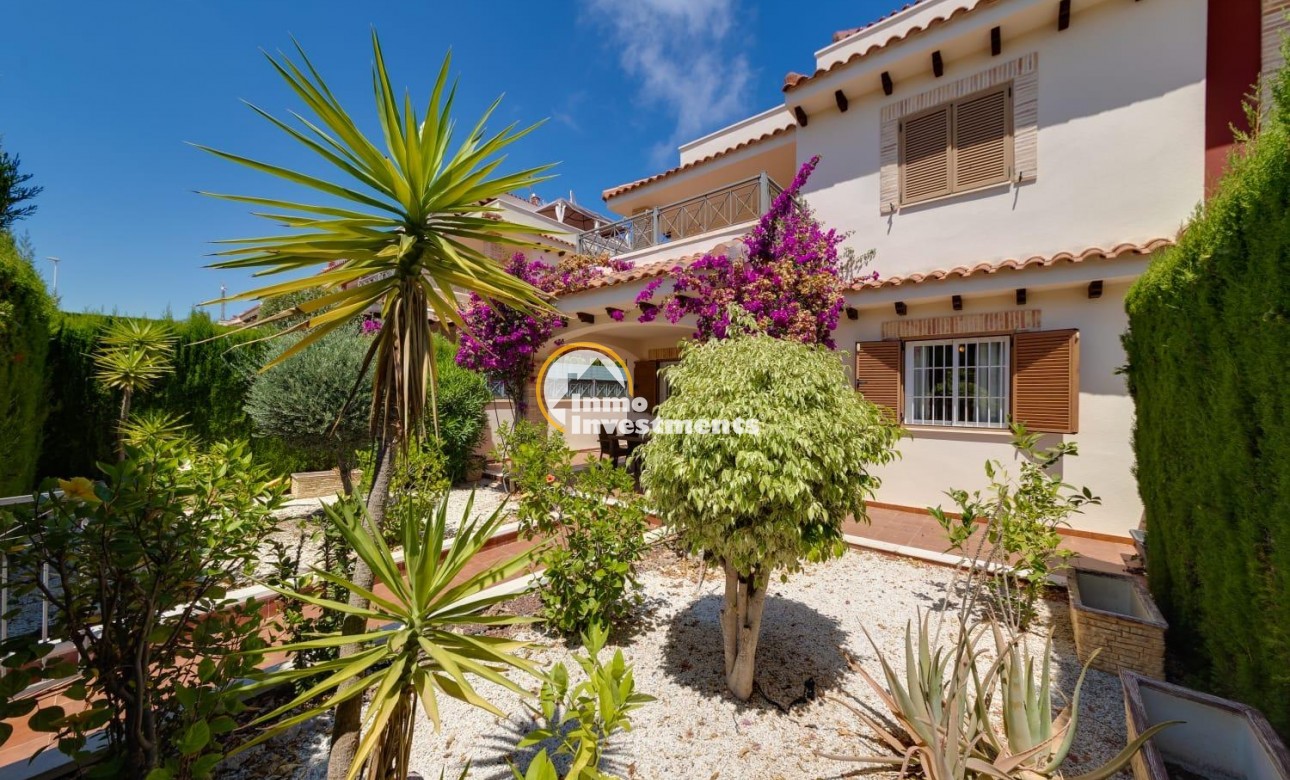 Reventa - Chalet independiente - Orihuela Costa - Punta Prima