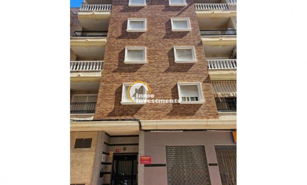 Resale - Apartment - Torrevieja