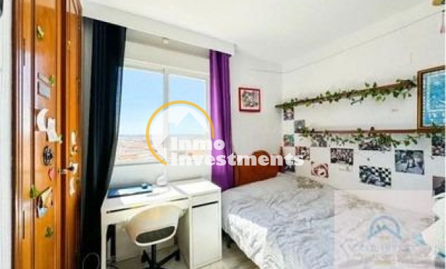 Reventa - Apartamento - Torrevieja - Los Frutales