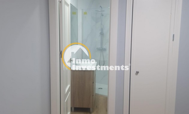 Reventa - Apartamento - Torrevieja - La Mata pueblo