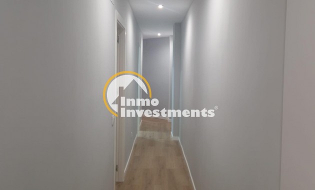 Reventa - Apartamento - Torrevieja - La Mata pueblo