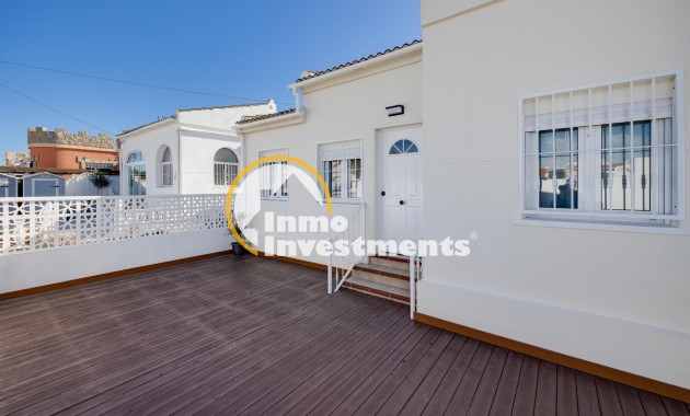 Reventa - Chalet independiente - Torrevieja - San Luis