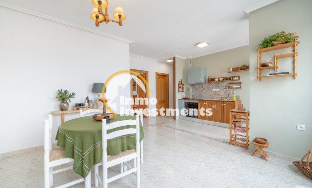 Reventa - Apartamento - Los Montesinos - Pueblo 8