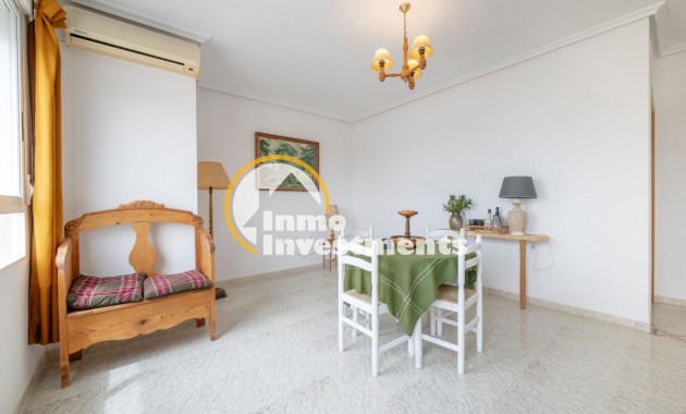 Reventa - Apartamento - Los Montesinos - Pueblo 8